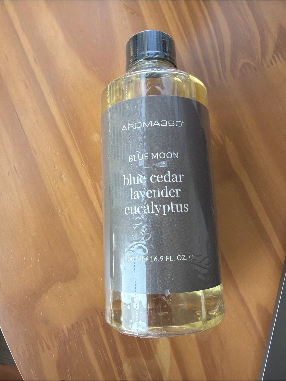 Aroma360 Blue Moon Blue Cedar Lavender Eucalyptus Bath Oil - Black Label